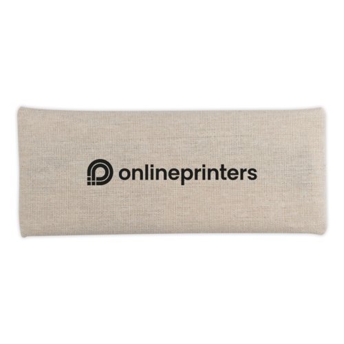 Ensemble d'criture beige avec stylo  bille, crayon, rgle, taille-crayon et gomme.