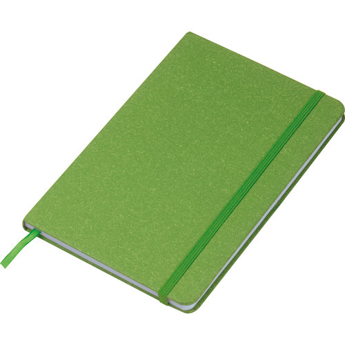 Carnet vert avec fermeture lastique et marque-page.