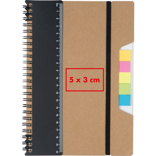 Carnet marron avec reliure spirale, lastique et notes adhsives.