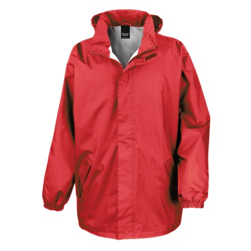 Veste de pluie rouge en polyester avec capuche et poches.