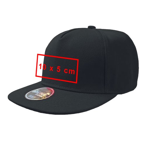 Casquette noire en tissu avec visi�re plate et fermeture r�glable.